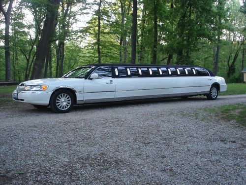 Purchase used NO RESERVE!! 1998 Lincoln Town Car Limousine ...