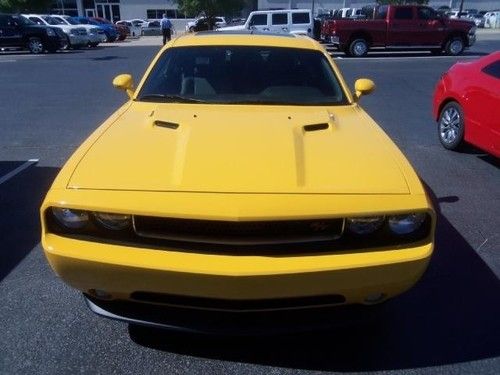 Yellow r/t coupe air auto power to spare (but why?) low miles leather abs roof