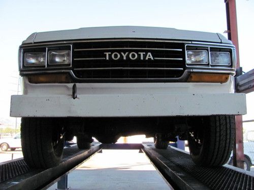 1988 toyota land cruiser, from  new mexico region, mechanically reconditioned