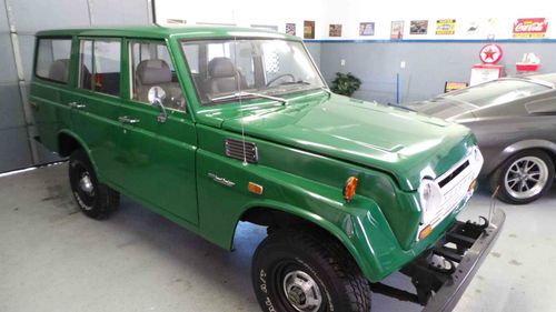 1974 toyota land cruiser fj55  hard to find these in solid condition