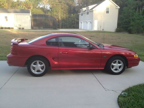 1994 ford mustang gt coupe 2-door 5.0l, low miles, unbelievable condition