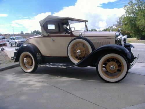 1930 model a ford roadster delux
