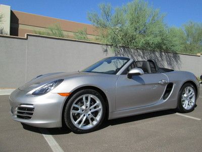 2013 silver automatic pdk navigation leather miles:3k roadster