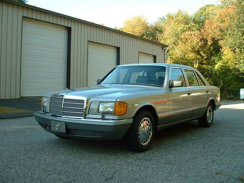 Low miles 86 mercedes 560sel clean,84.210 miles,mercedes chrome wheels,car cover