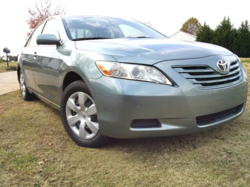 2009 toyota camry le sedan 4-door 2.4l