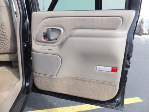 Riverside Auto Sales >> Purchase used RARE 2000 CHEVROLET C/K2500 LT CREW CAB SHORT BED 4X4 SILVERADO RUST FREE K2500 in ... Riverside Auto Sales >> Purchase used RARE 2000 CHEVROLET C/K2500 LT CREW CAB SHORT BED 4X4 SILVERADO RUST FREE K2500 in ...