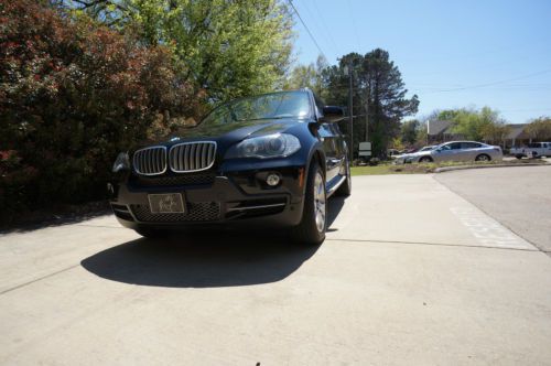 X5 4.8 sport, nav. black/black, clean and perfect, shades, pano roof. satelite