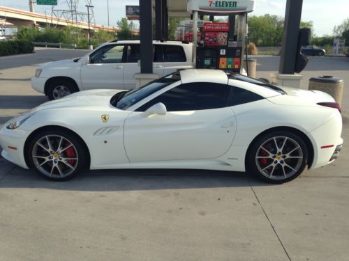 2014 ferrari california white, black interior, white stitching, mint with 9500ci