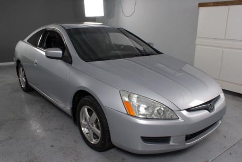 Honda accord:2005 coupe 2-door, se lx 4 cylinder 2.4l low millage clear title