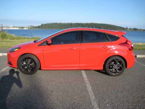 2014 Ford Focus ST, image 1