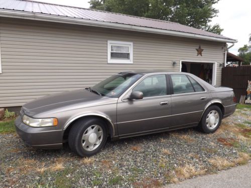 1999 cadillac seville sts sedan 4-door 4.6l