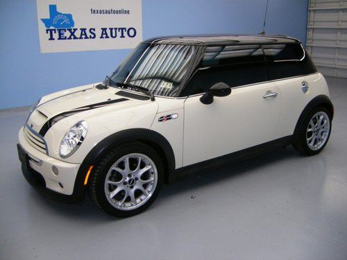 We finance!!!  2005 mini cooper s hardtop 6-speed supercharged pano roof xenon!!