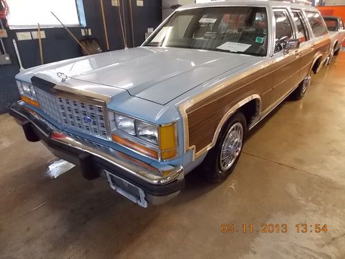 1987 ford ltd crown victoria country squire t147603