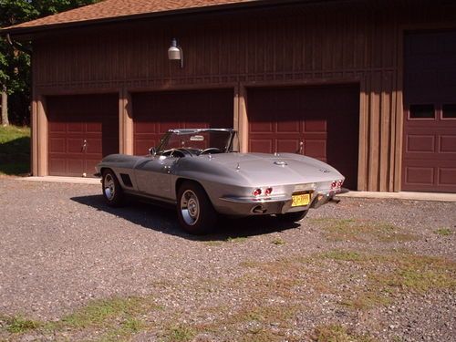 1967 Chevrolet Corvette Convertible Two Top 327/4-Speed NCRS Top Flight, image 4