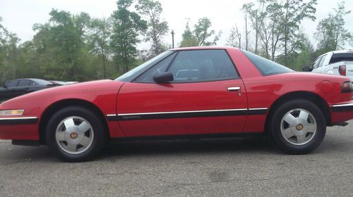1988 buick reatta- classic- garage kept-low miles (36k)-all original