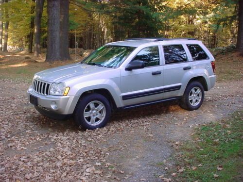 2005 jeep grand cherokee laredo. v6 ,automatic,4wd,4 wheel drive