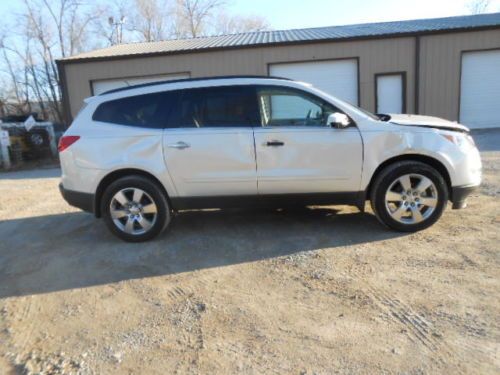 2011 chevrolet traverse lt salvage wrecked damage