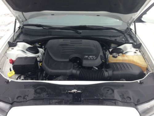 2011 Dodge Charger SXT Sedan 4-Door 3.6L/NO RESERVE, image 23