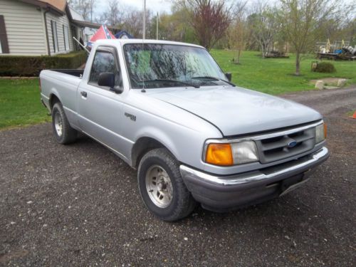 1997 FORD RANGER XLT 2-WHEEL DRIVE REG.CAB 4CLY.5 SPEED, US $1,975.00, image 2