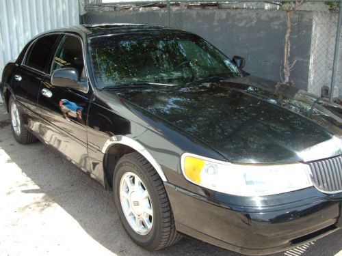 2001 lincoln town car signature sedan 4-door 4.6l