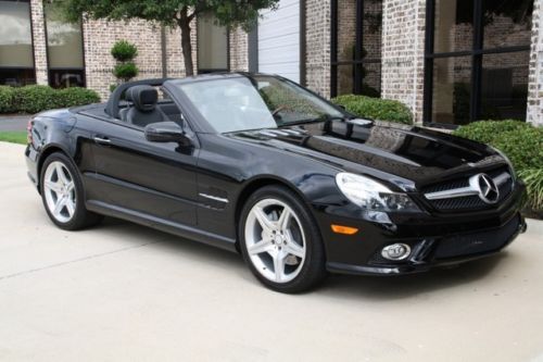Premium package 19-inch amg wheels pano roof full leather parktronic serviced