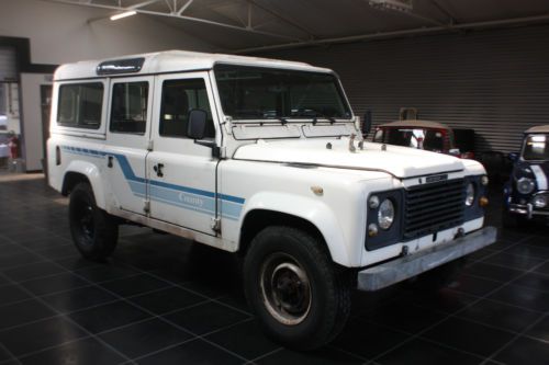 Land rover lhd defender 110 country wagon