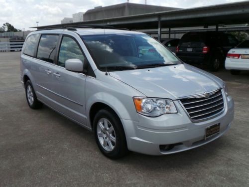 2010 minivan used gas v6 3.8l/231 6-speed automatic  fwd silver