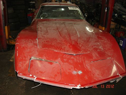 1970 chevrolet corvette stimgray red