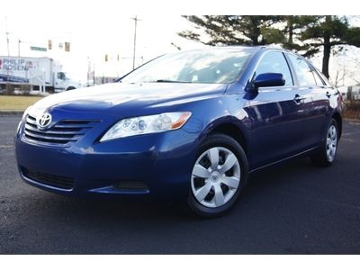 2007 toyota camry le, 1 owner, low miles, power seat, abs, steering, warranty.