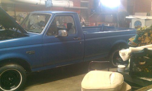 1993 ford f-150 xl standard cab pickup 2-door 4.9l