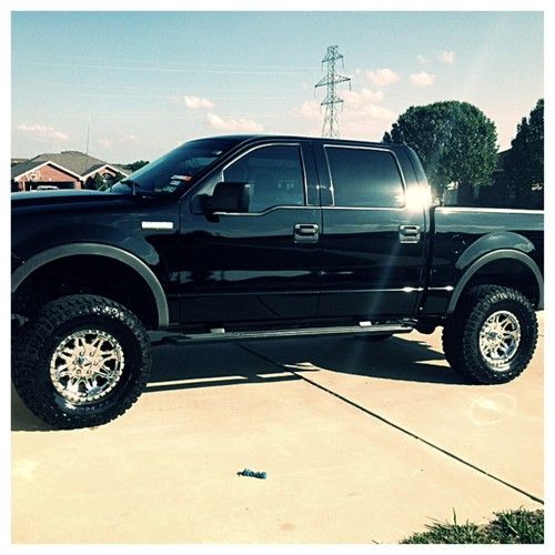 2004 ford f-150 fx4 lifted!!!