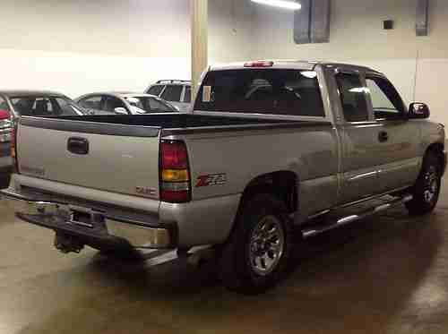 Find used 2004 GMC Sierra 1500 SLE Extended Cab Pickup 4 ... Find used 2004 GMC Sierra 1500 SLE Extended Cab Pickup 4 ...