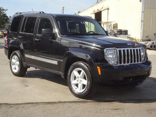 2012 jeep liberty limited salvage repairable rebuilder only 17k miles runs!!!