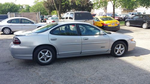 Find Used 2000 Pontiac Grand Prix Gtp Sedan 4 Door 3 8l In Chicago 2000 Pontiac Grand Prix Gtp Sedan 4 Door 3 8l