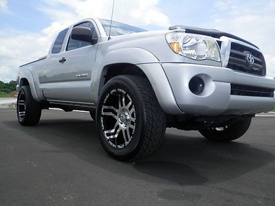Tacoma access cab 2.7 4cyl 5spd 20"wheels southern vehicle a/c power package