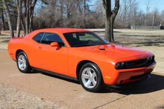 One owner challenger r/t hemi      low miles       perfect carfax