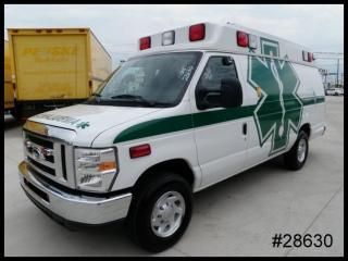 E350 cw ambulance extended cargo med vac gauge spot lights bulkhead we finance