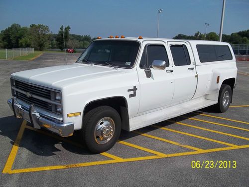 1984 chevy dually crewcab with cummins 5.9l diesel 5speed nice truck rare!!!