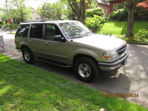 1997 ford explorer xlt sport utility 4-door 4.0l