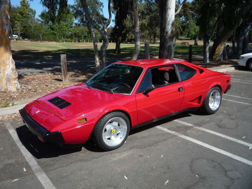 1975 ferrari dino 308 gt4 base coupe 2-door 3.0l