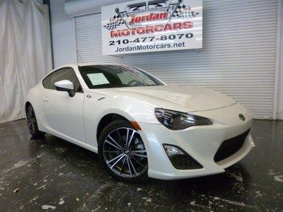 Manual coupe 2.0l bluetooth 2 doors 200 hp 4-wheel abs sports car warranty