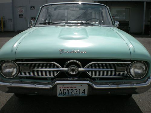 1960 frontenac  in excellent condition, rare rust free canadian falcon mint car