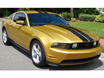 2010 ford mustang gt  1-owner  low miles  clean carfax  new tires &amp; rear brakes