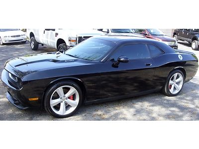 2010 dodge challenger srt8 hemi 6.1*stick shift*leather*black*sporty*clean*hot!!