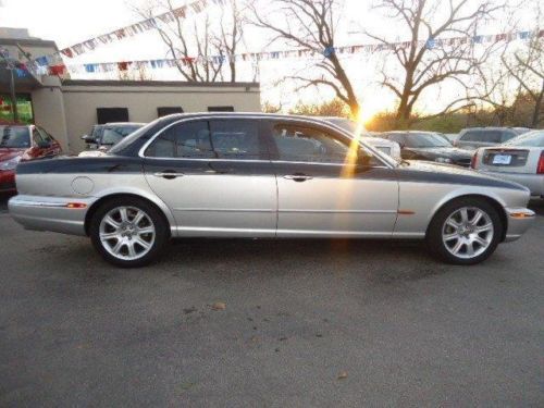 2005 jaguar xj8 lwb. custom two tone paint!!