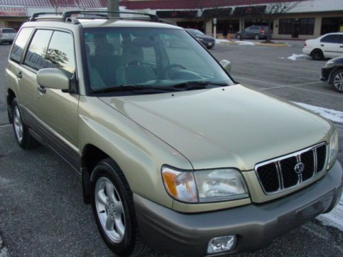 Free shipping one owner awd 4x4 very nice non smokr pet free clean carfax dtaild