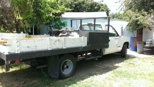 Chevy cheyenne flatbed truck