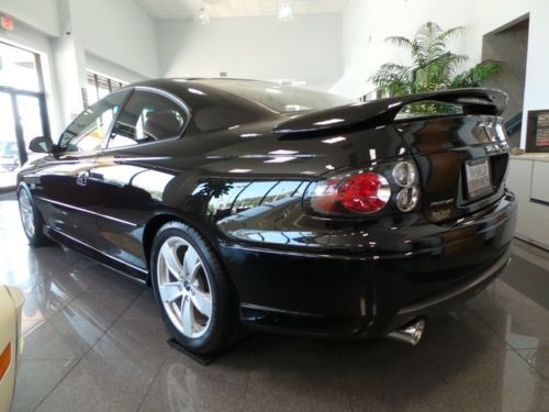 New 2006 pontiac gto coupe - ,013 miles (yes 13 miles) - must see