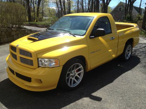 2005 dodge ram srt10 pickup