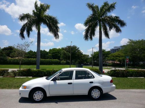2001 corolla  low reserve  excellent gas mileage cheap transportion